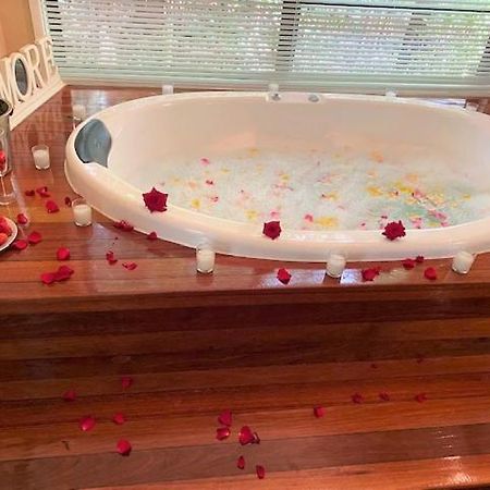 Amore On Buderim Rainforest Cabins Sunshine Coast Dış mekan fotoğraf