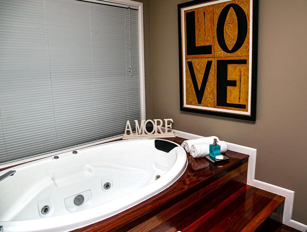 Amore On Buderim Rainforest Cabins Sunshine Coast Dış mekan fotoğraf