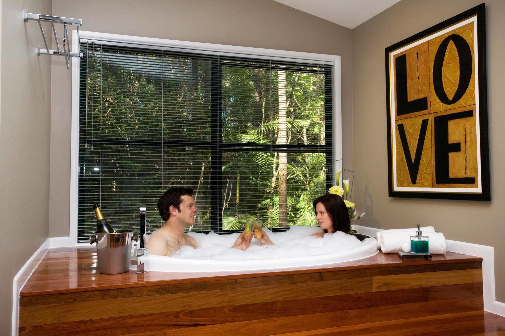 Amore On Buderim Rainforest Cabins Sunshine Coast Dış mekan fotoğraf